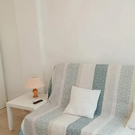 Charming In La Rapita 30 M² With Balcony